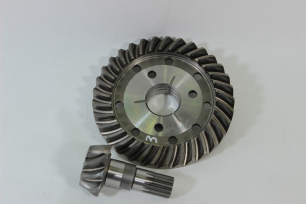 Главная пара заднего редуктора