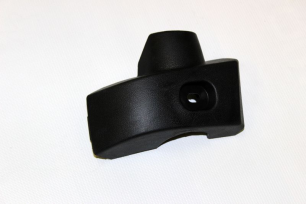 Клык заднего бампера левый Х8