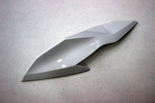 Дефлектор передний, левый (белый)