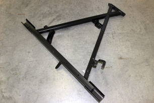 Элемент силовой моторного отсека Z6