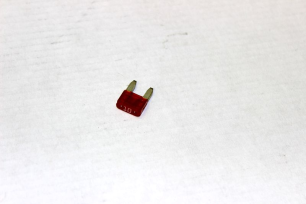 Предохранитель (10А)