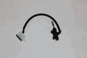 Главный тормозной цилиндр задних тормозов