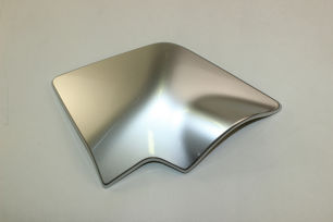 Накладка противотуманной фары, правая (серебристый / MERCURY SILVER)