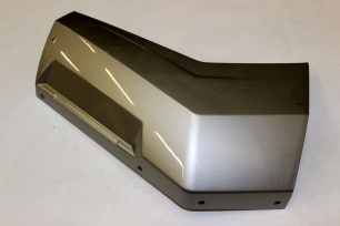 Накладка крыла передняя, левая (серый металлик/METAL GREY)