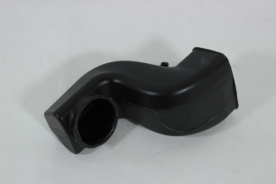 Впускной патрубок воздушного фильтра