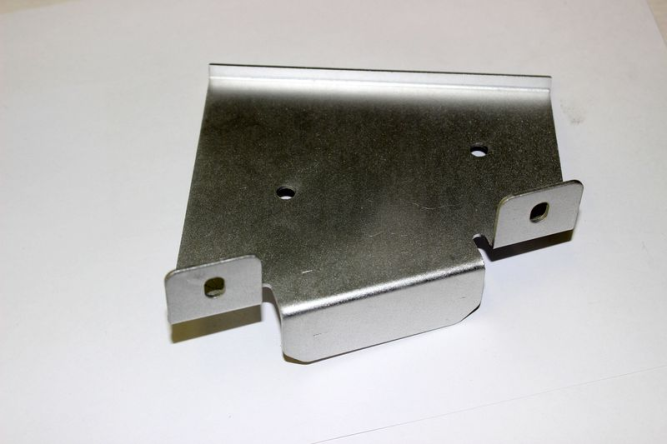 Кронштейн регулятора-выпрямителя