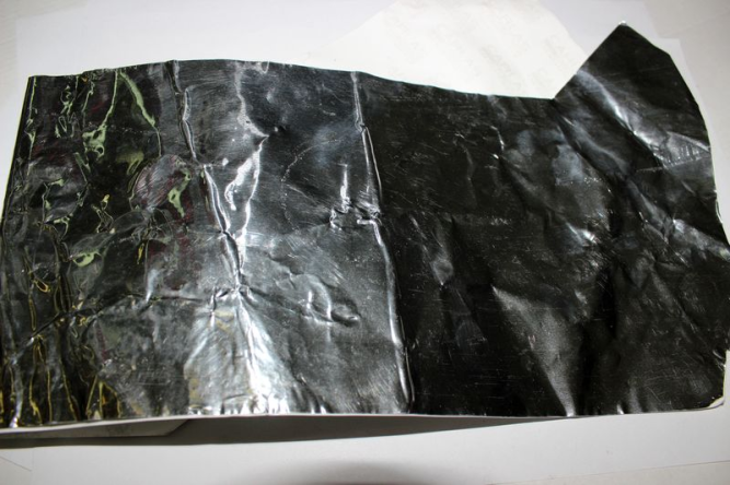 Теплоизоляционная накладка  правой облицовки моторного отсека