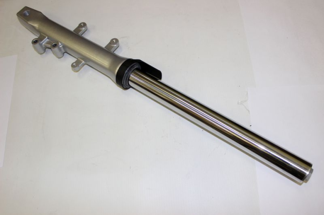 Амортизатор передний левый