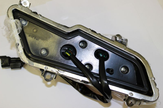 Фонарь задний правый