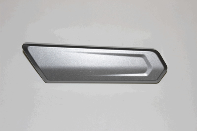 Внешняя часть ручки правой двери