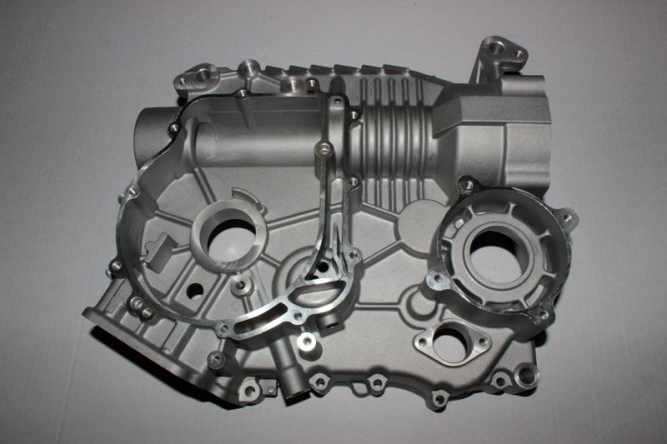 Картер, правая половина (метка А для красных вкладышей)