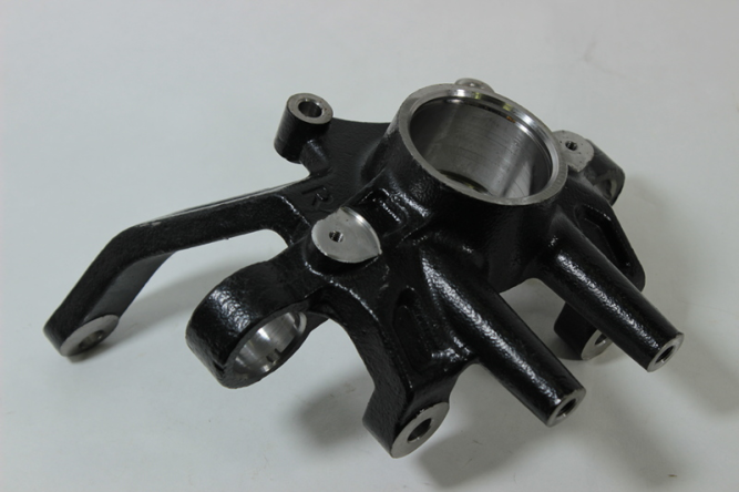 Кулак задний правый