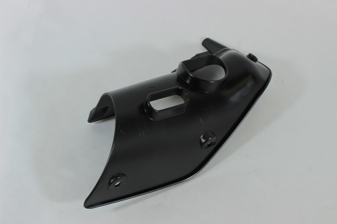 Передняя внутренняя правая панель