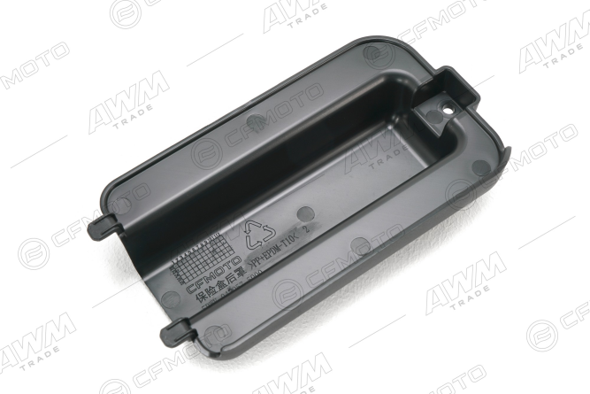 Крышка отсека предохранителей