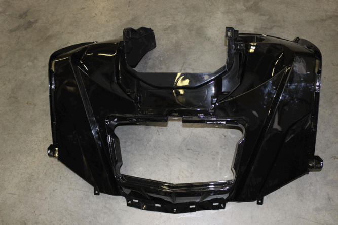 Облицовка передняя (черная) Х8