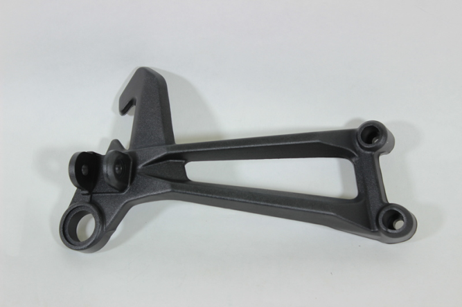 Кронштейн подножки задней правый