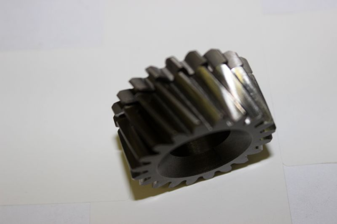 Шестерня первичная