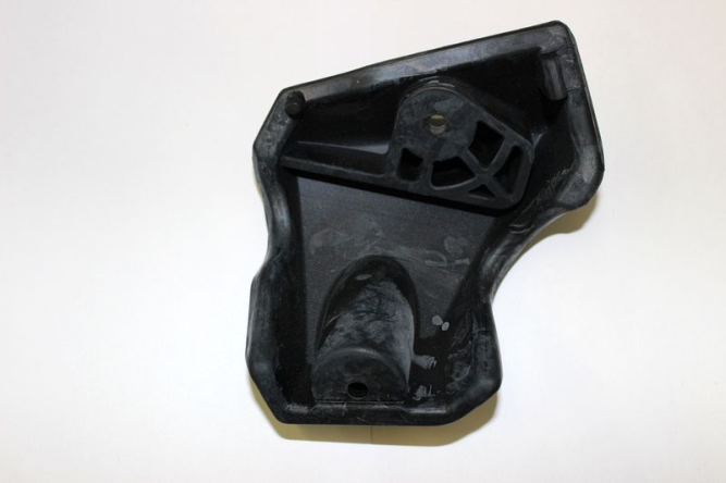 Накладка защитная передняя правая