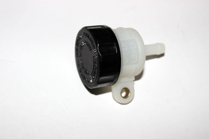 Бачок для тормозной жидкости Z6