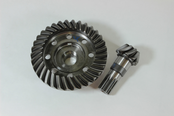 Главная пара переднего редуктора