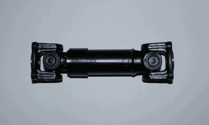 Карданный вал передний, в сборе