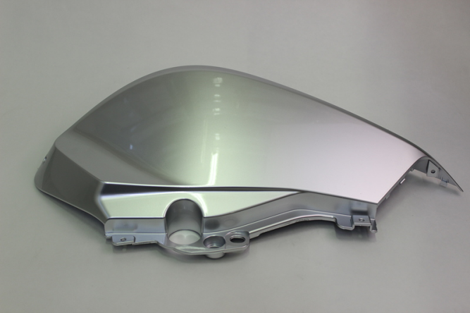 Облицовка топливного бака передняя, правая (серебристый / MERCURY SILVER)