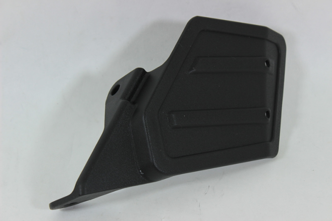 Накладка защитная задняя левая