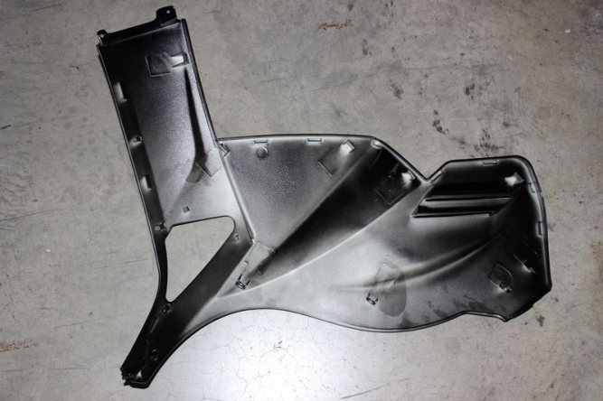 Обтекатель левый