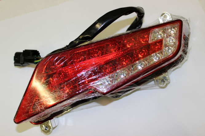 Фонарь задний правый