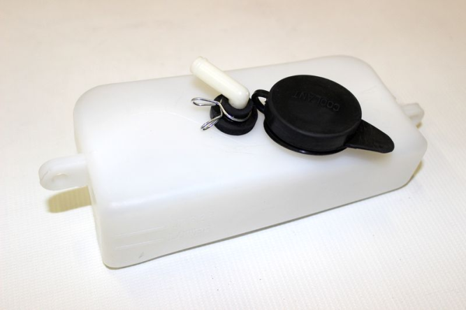 Расширительный бачок системы охлаждения