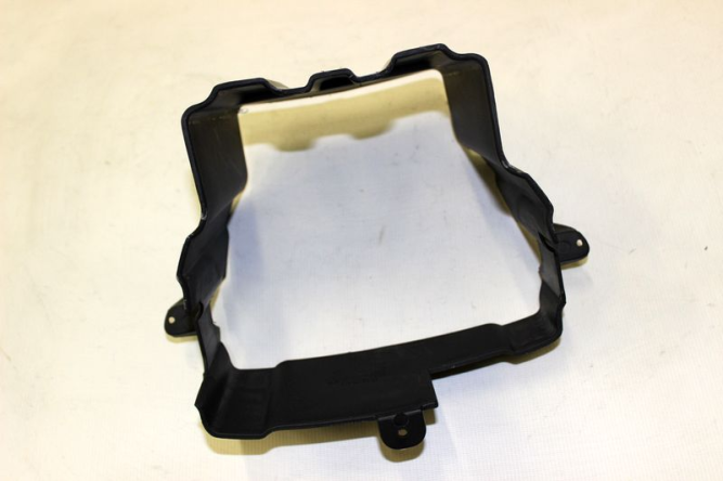 Дефлектор воздухозабора радиатора