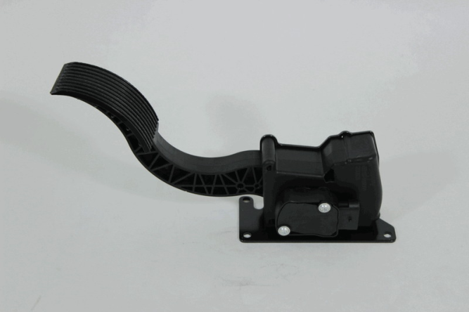 Педаль акселератора