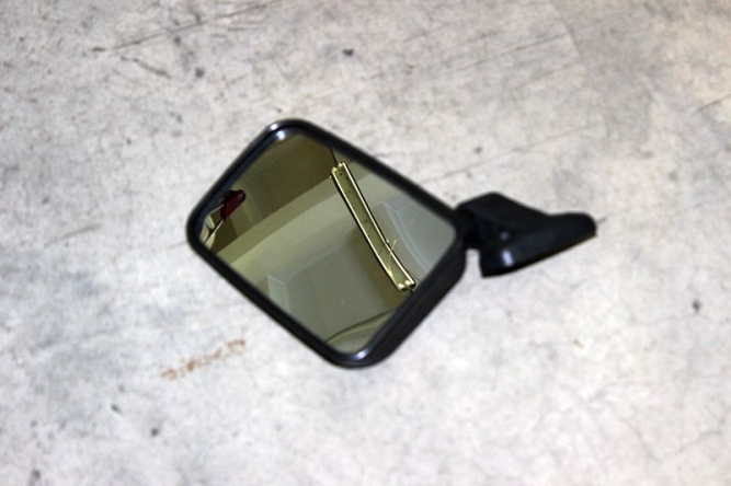 Зеркало заднего вида, правое