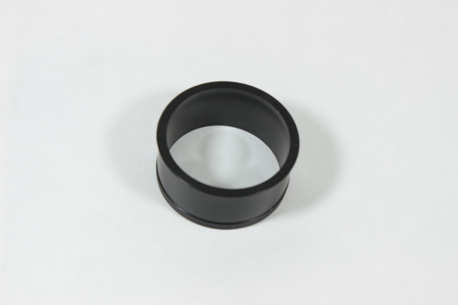 Переходник шланга системы вентиляции картера