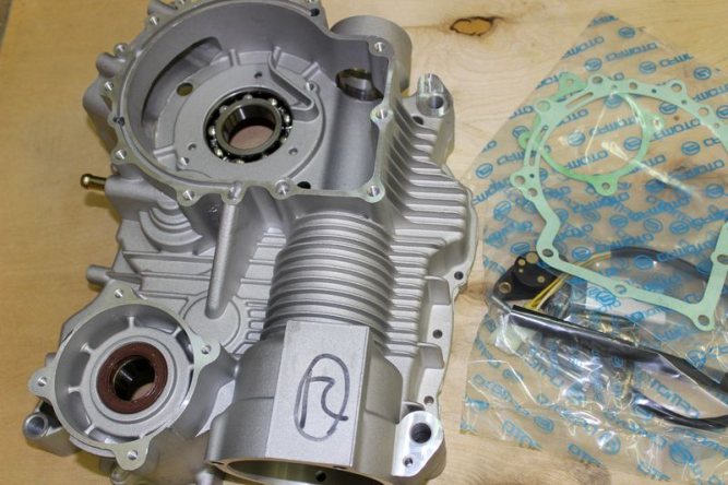 Картер, правая половина (в сборе)