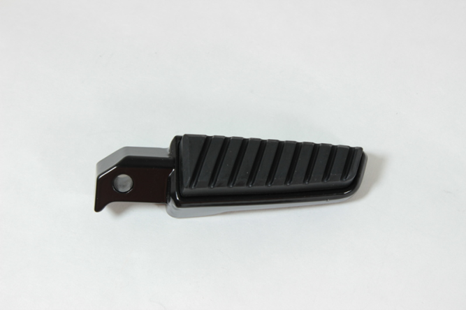 Подножка задняя левая в сборе (черный / MATTE BLACK)