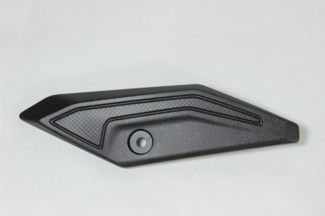 Накладка ветрового стекла левая