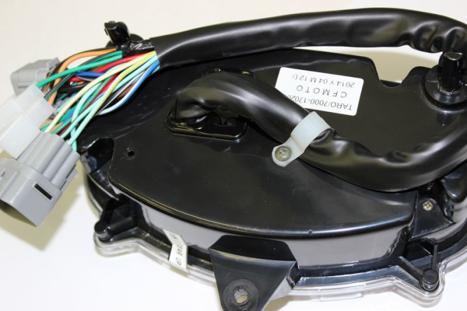 Панель приборов (черно-белая)