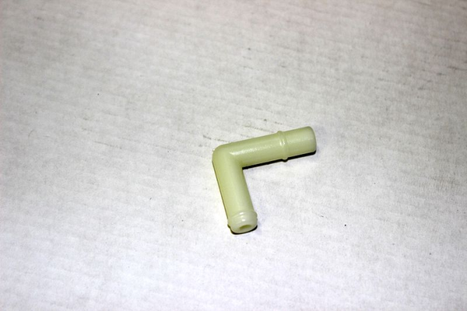 Угольник соединительный  расш. бачка