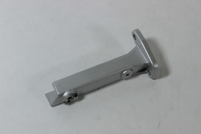 Кронштейн ветрового стекла левый (белый / SILVER WHITE)