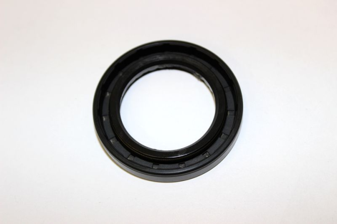 Сальник ступицы звёздочки колеса