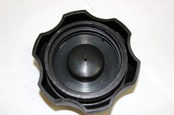 Крышка топливного бака