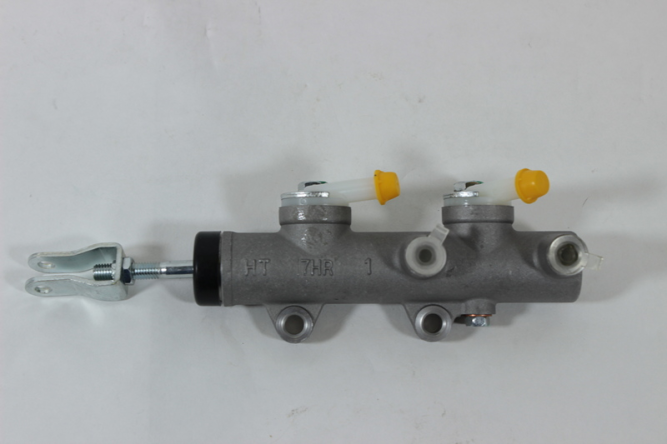 Главный тормозной цилиндр