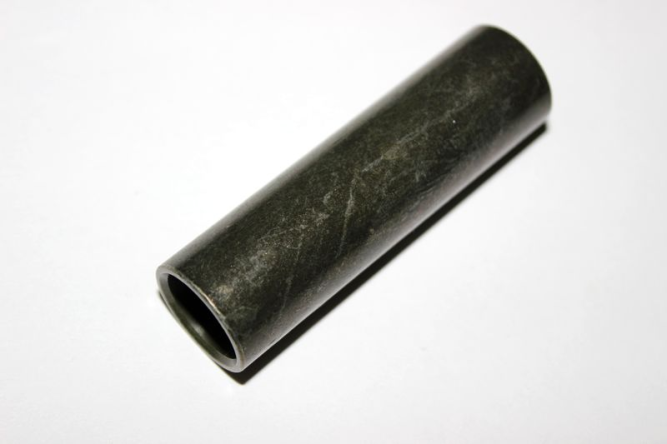 Втулка распорная заднего крепления двигателя Х8