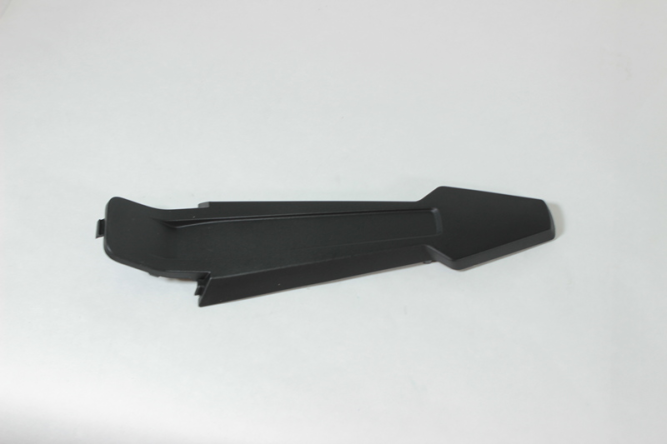 Накладка декоративная задней облицовки верхняя