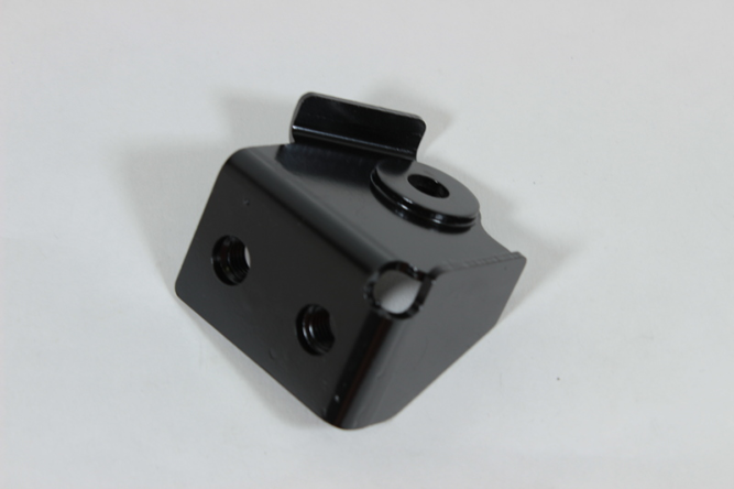 Кронштейн передний правый переднего редуктор