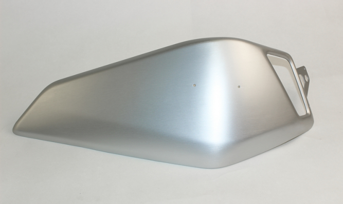 Облицовка бака правая