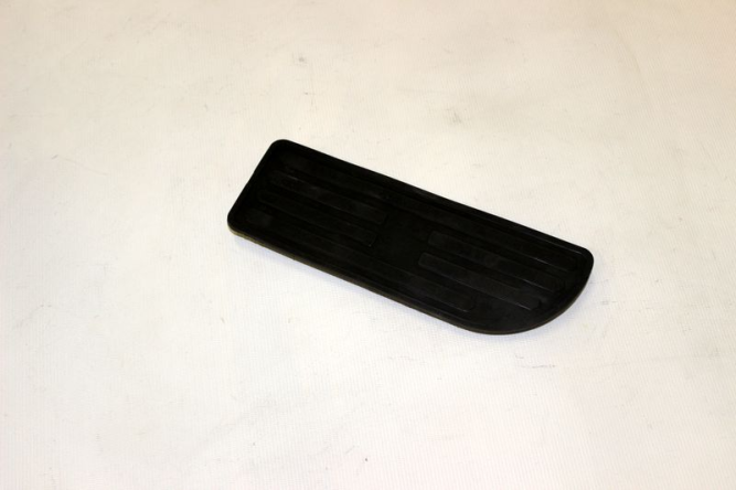 Коврик резиновый для правой подножки