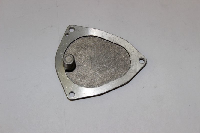 Крышка карбюратора со штифтом