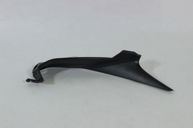 Облицовка фары передняя левая